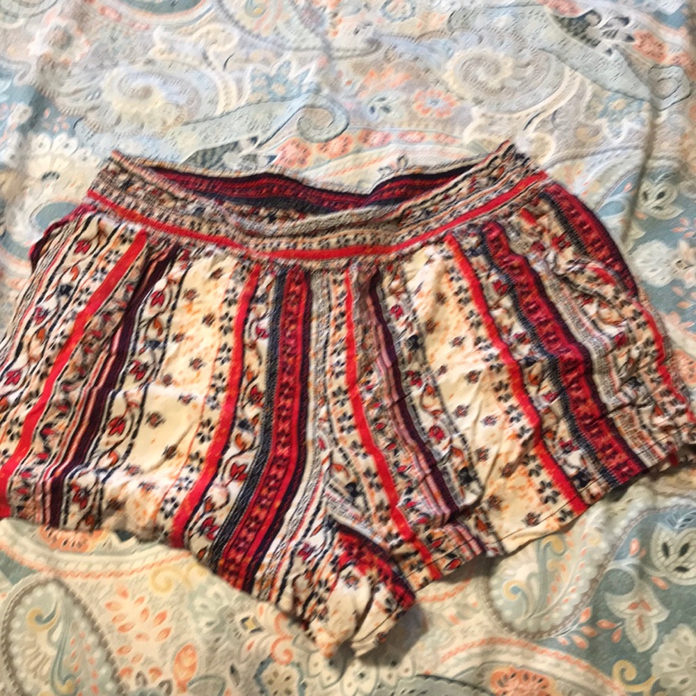 Shorts - Picture 1 of 3
